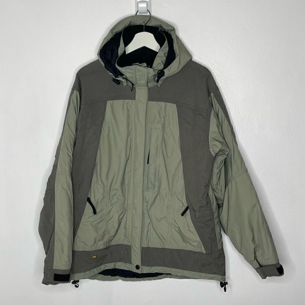 Mountain Hardwear Conduit Winter Coat in tan - Women’s 10